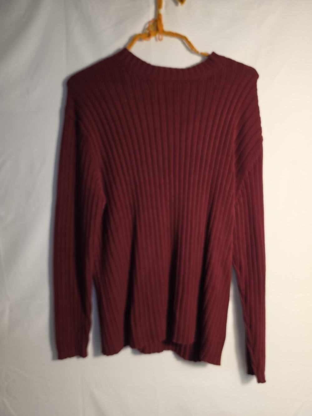 St. Johns Bay Women's Burgandy Red Sweater Size Large Long Sleeve